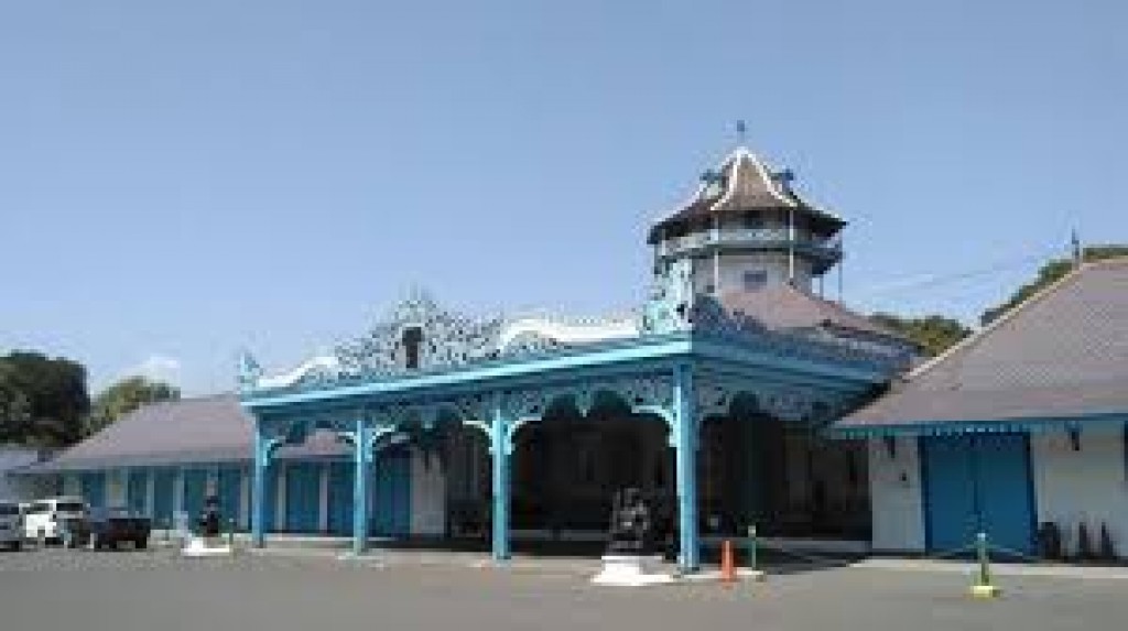 Toko Bu Jayus Solo 15 Tempat Wisata Di Solo Yang Wajib Toko Bu Jayus Solo 15 Tempat Wisata Di Solo Yang Wajib