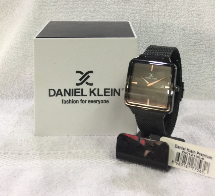 daniel klein store