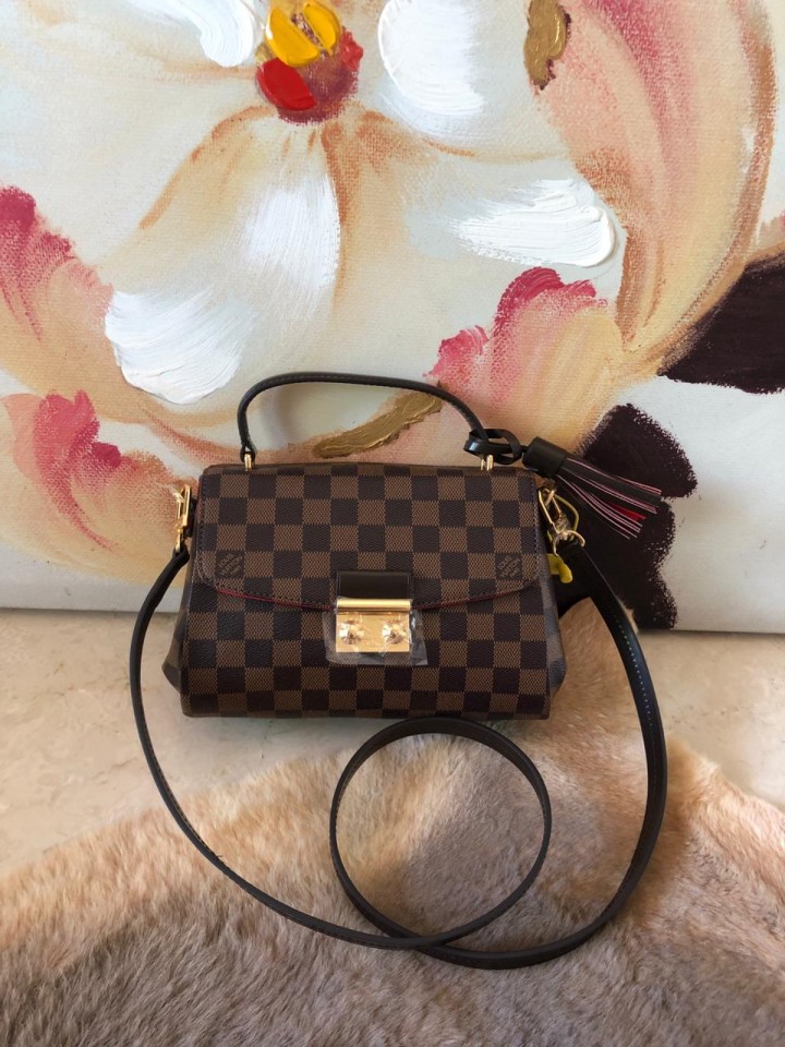 Lv Hand Carry Bag