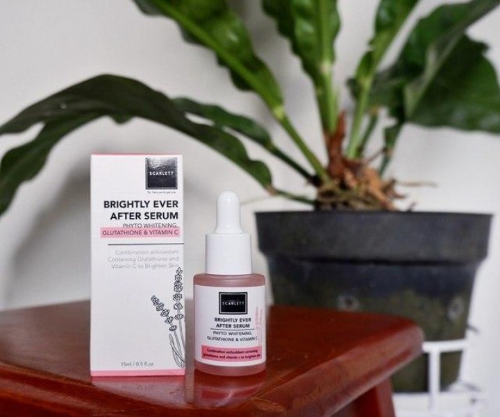 scarlett serum brightly