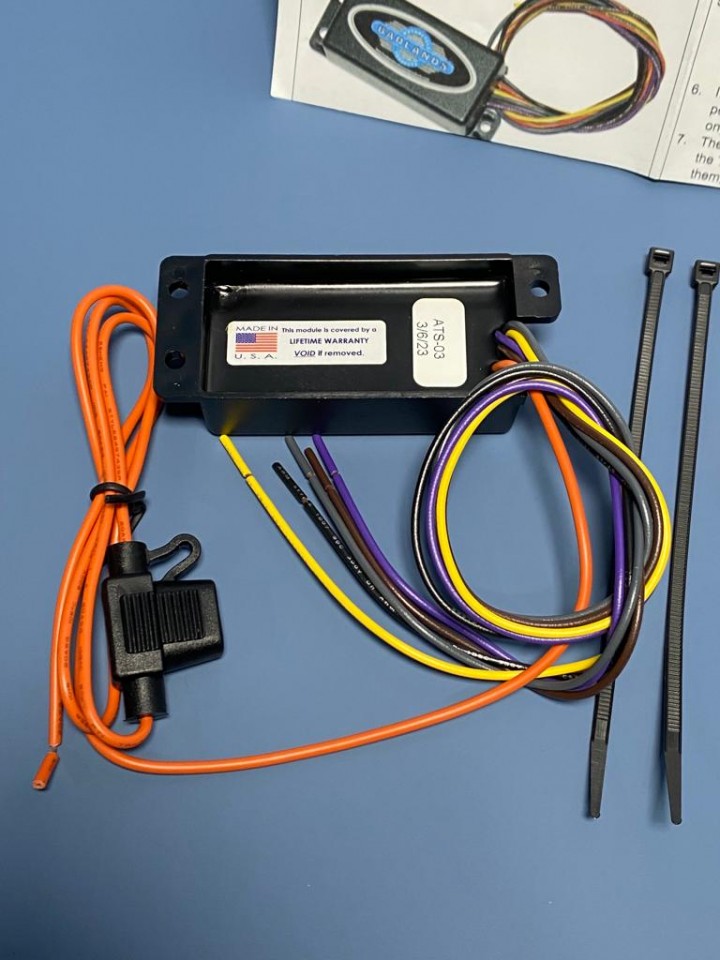 thumbnail image 2 of Badlands Turn Signal Shut-Off Module III - Self-Cancelling Signal For Custom Motorcycles 2 of 14