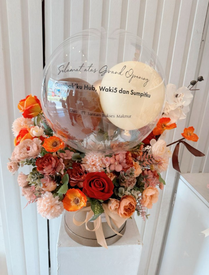 Blossom of ballon nude