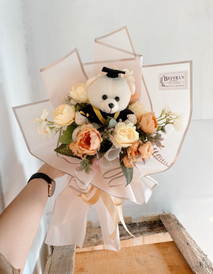 Artificial Graduation Bear