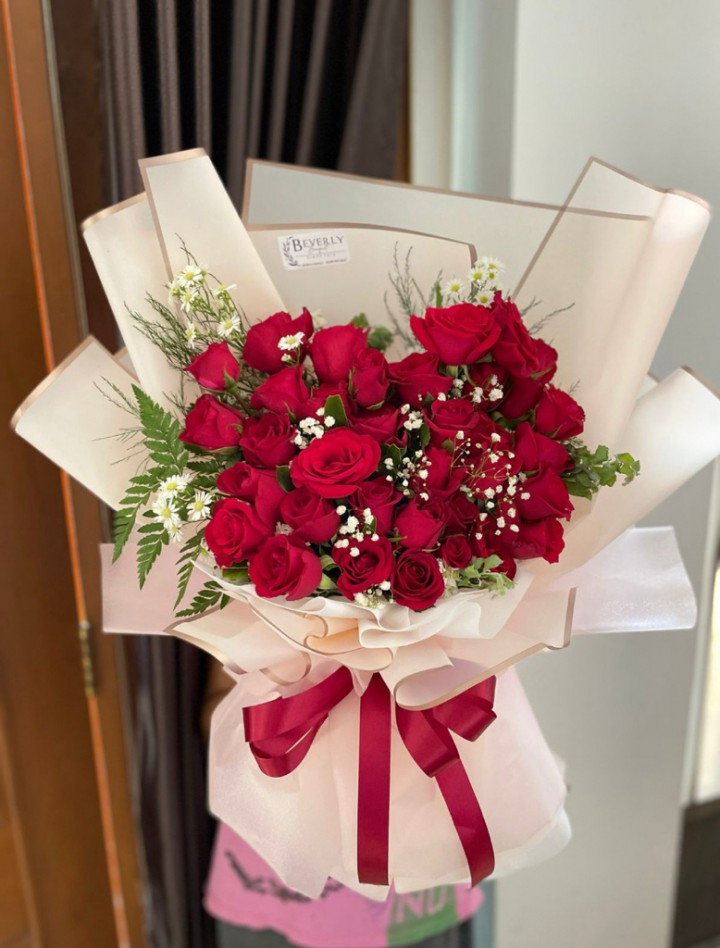 Premium Red Rose in Peach