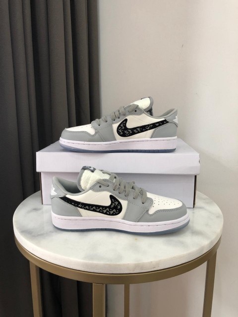 jordan 1 retro low dior