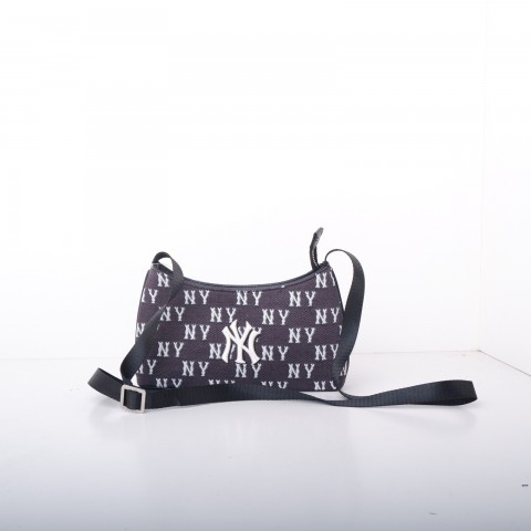 Branded Outlet - MLB