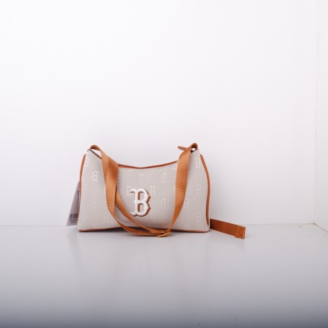 Branded Outlet - MLB